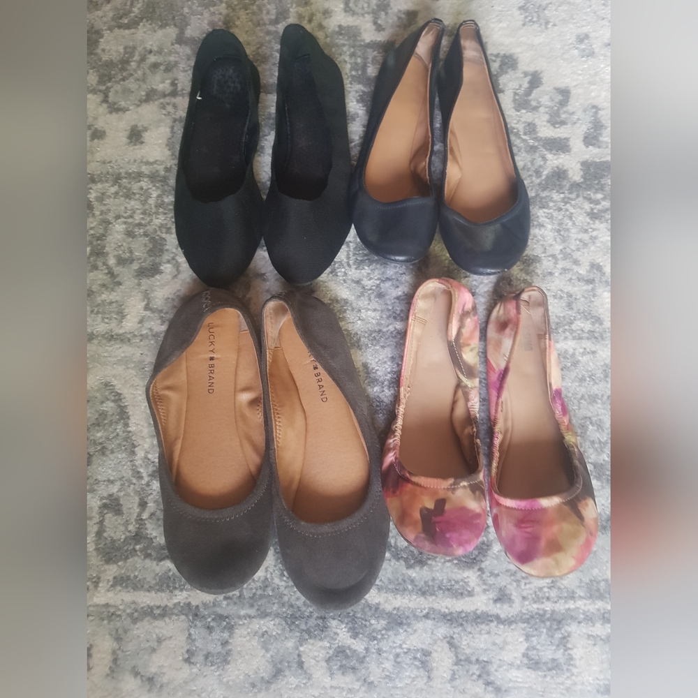Lot of 4 Flats 8.5